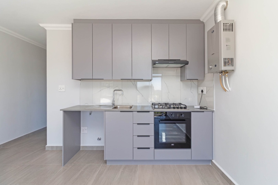 1 Bedroom Property for Sale in Table View Western Cape